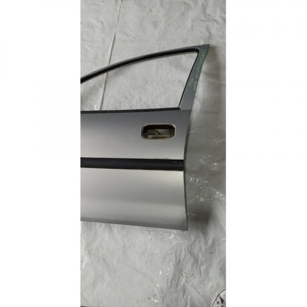 Porta Dianteira Esquerda Gm Corsa 2000  Dianteira Esquerdo Cinza