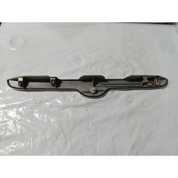 Acabamento Friso Porta Malas Toyota Corolla 2004