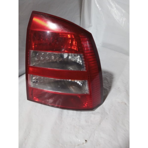 Lanterna Lado Direito Chevrolet Astra Hatch 2007 Direito Vermelho