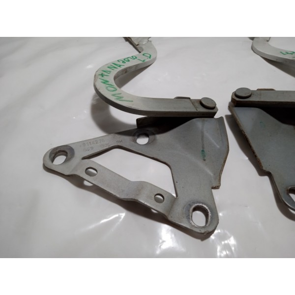 Dobradiça Capô Dianteiro Gm Montana 2010 Par