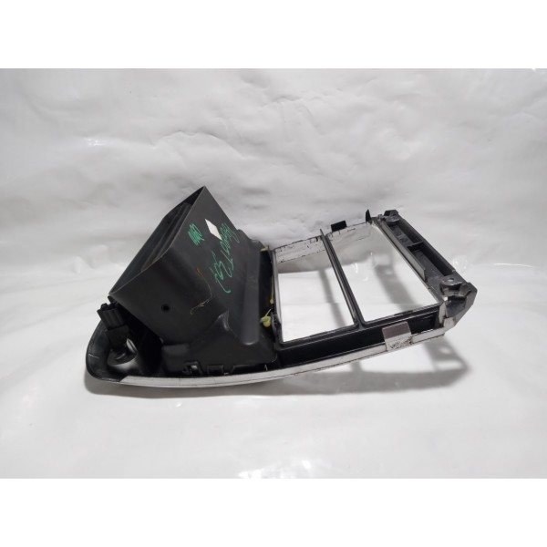 Moldura Central Painel Difusor Botão Alerta Peugeot 307 2010