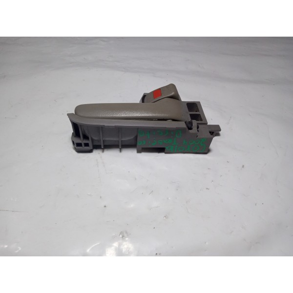 Maçaneta Interna Traseira Direita Toyota Corolla 2004 Traseira