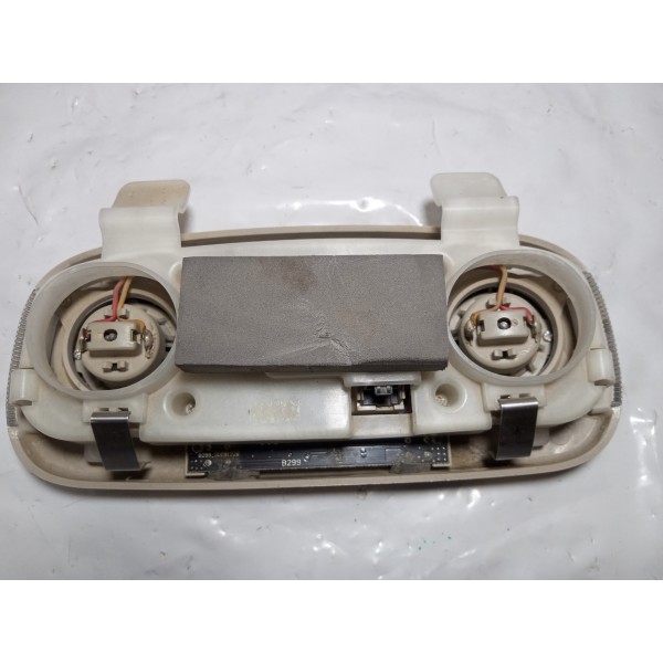 Luz De Teto Ford New Fiesta Sedan 2010