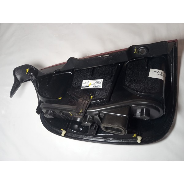 Lanterna Traseira Lado Direito Fiat Uno Vivace 2013 Esquerdo Vermelho