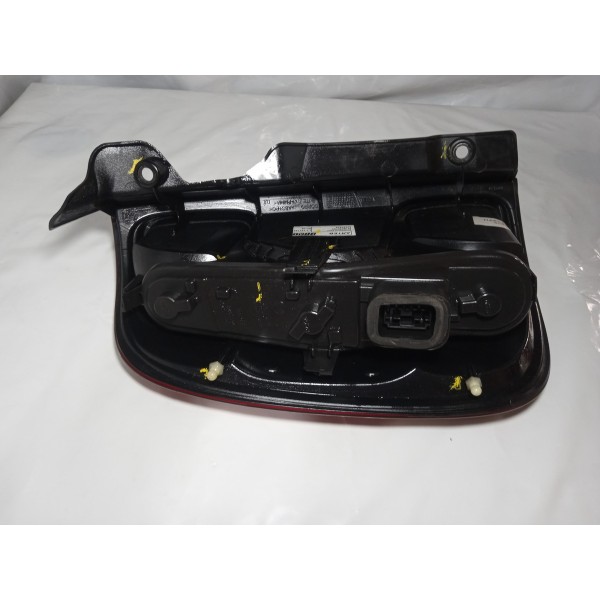 Lanterna Traseira Lado Direito Fiat Uno Vivace 2013 Esquerdo Vermelho