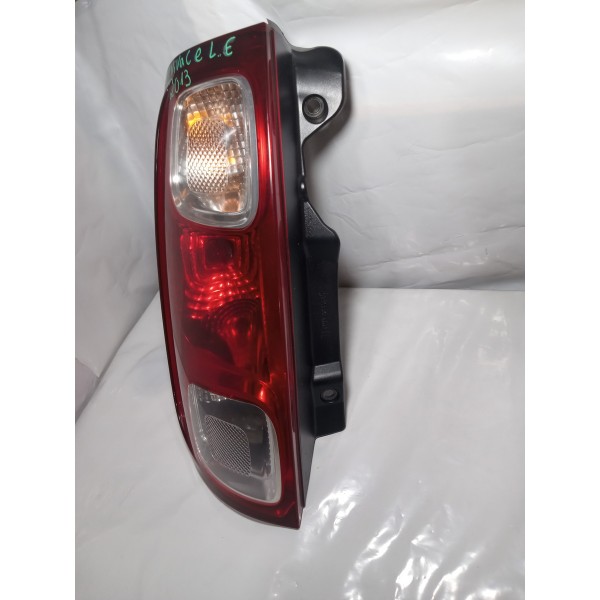 Lanterna Traseira Lado Esquerdo Fiat Uno Vivace 2013 Esquerdo Vermelho