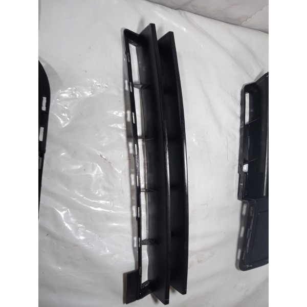 Grade Moldura Farol De Milha Chevrolet Astra 2004