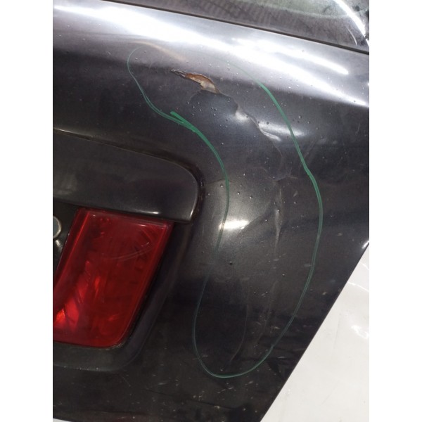 Tampa Capô Traseiro Com Vidro Vigia Fiat Stilo 2004