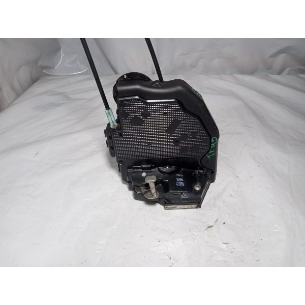 Fechadura De Porta Traseira Esquerda Toyota Corolla 2010