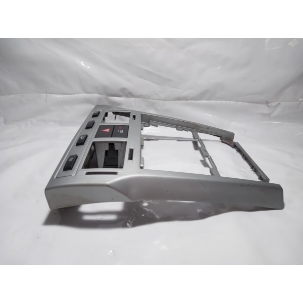 Moldura Painel Central Botão Alerta Gm Vectra 2007