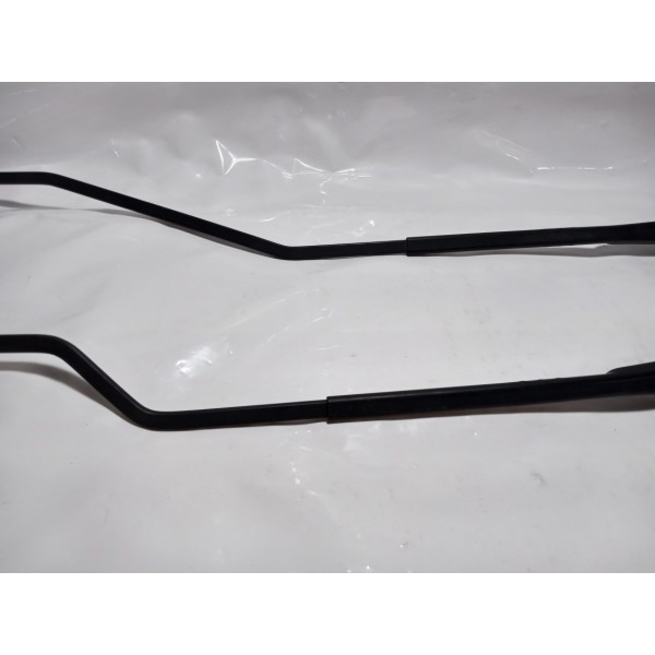 Braço Limpador Parabrisa Citroen C3 2010 Par Direito