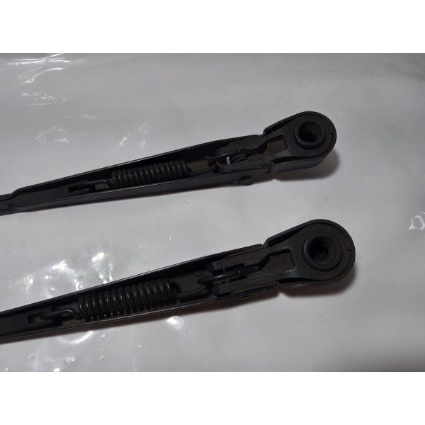Braço Limpador Parabrisa Citroen C3 2010 Par Direito