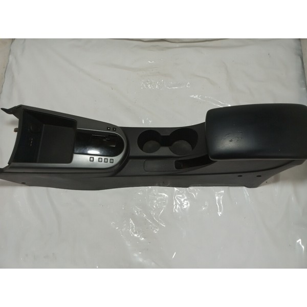 Console Central Kia Cerato 2010 Usado