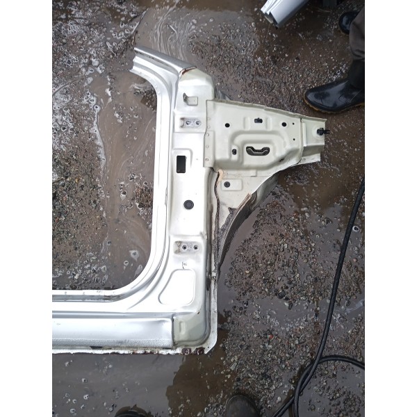 Lateral Caixa De Ar Lado Direito Kia Cerato 2010 (prata)