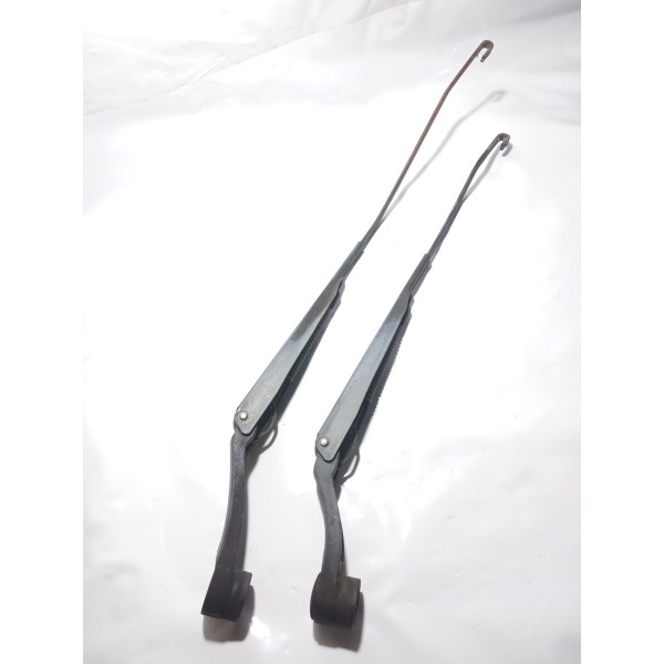 Braços Limpador Parabrisa Kia Cerato 2010 Par  Esquerdo