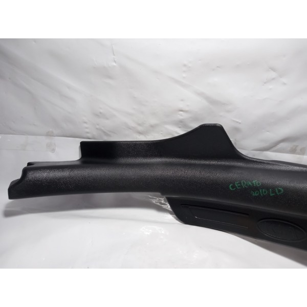 Acabamento Inferior Porta Traseira Direita Kia Cerato 2010