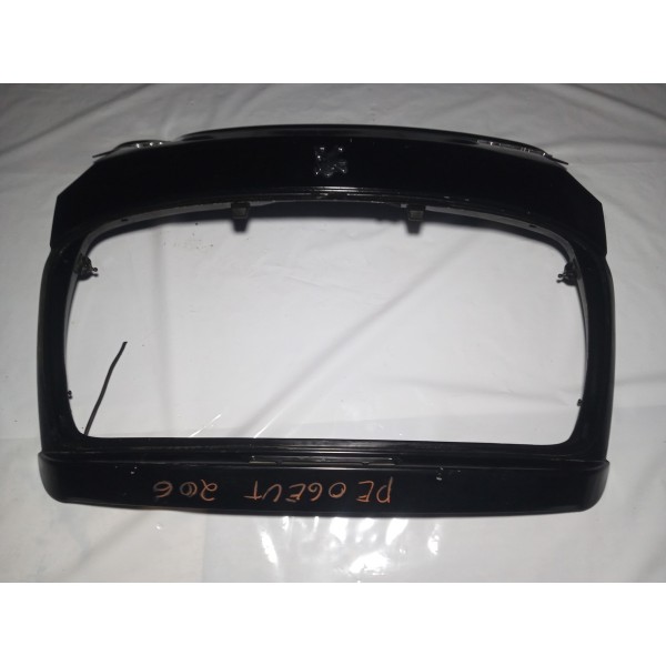 Tampa Traseira Peugeot 206 Usado Preto