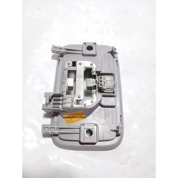 Luz De Teto Hyundai Elantra 2012