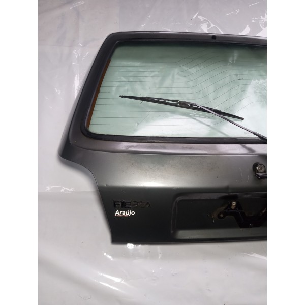 Tampa Traseira Ford Fiesta Antigo Quadrado Usado  Prateado