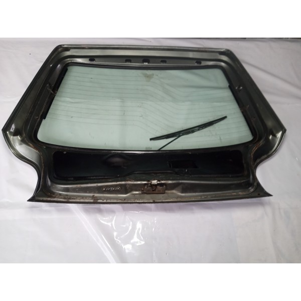 Tampa Traseira Ford Fiesta Antigo Quadrado Usado  Prateado