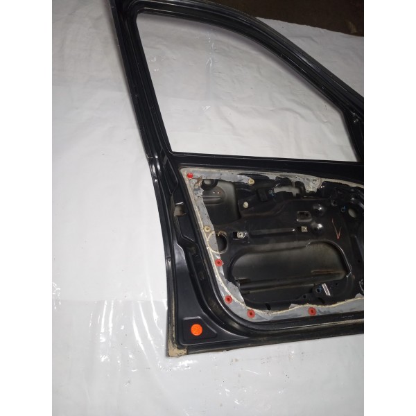 Porta Dianteira Esquerda Fiat Palio 97 4p Usado  Dianteira Esquerda Preto