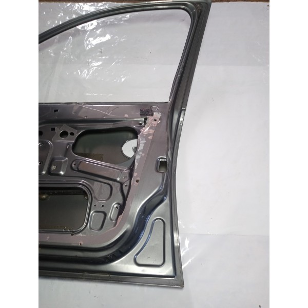 Porta Dianteira Direita Gm Corsa Max 2010  4p Usado Dianteira Direito Verde