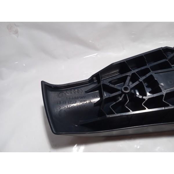 Guia Acabamento Traseiro Esquerdo Audi A4 2005