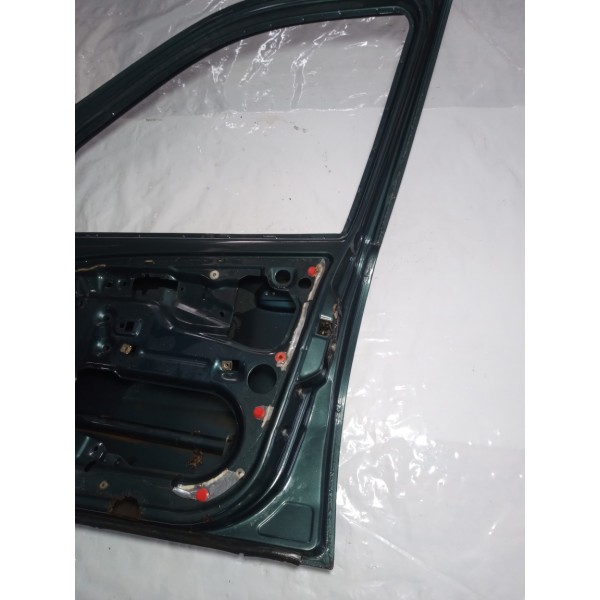 Porta Fiat Palio 1999 Dianteira Direito 4p Usado  Dianteira Direita Verde