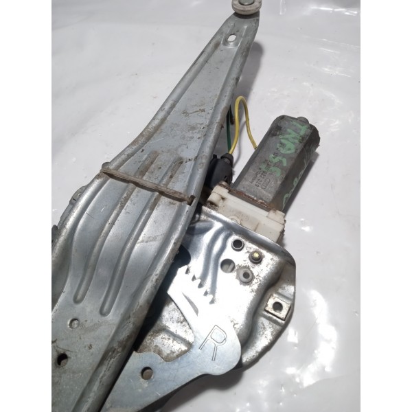 Máquina De Vidro Traseira Direita Toyota Corolla 2004