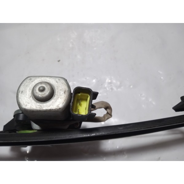 Máquina Vidro Dianteira Direita Fiat Punto 2011