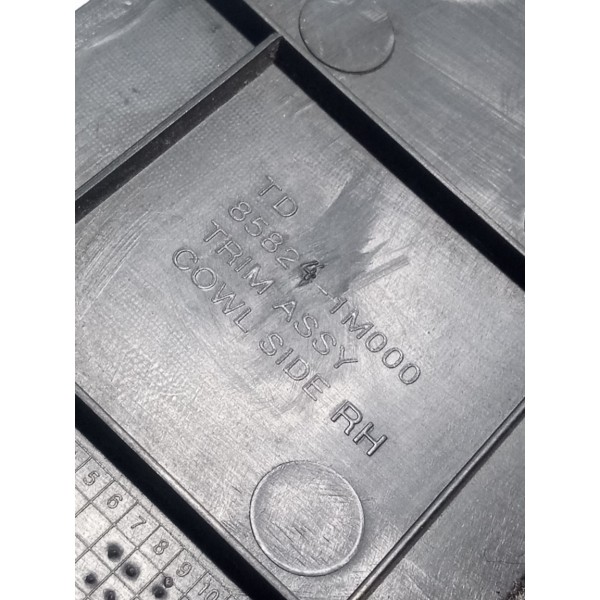 Acabamento De Soleira Dianteira Direita Cerato 2010