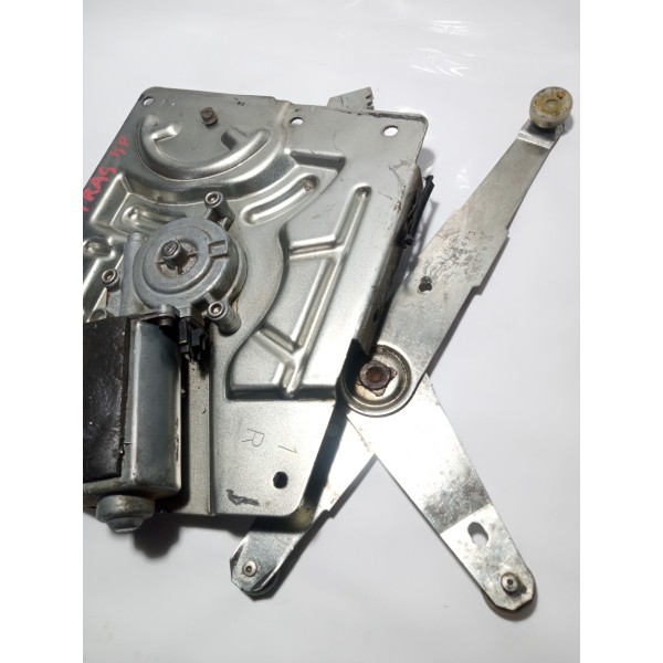 Máquina De Vidro Traseira Direita Blazer 2000