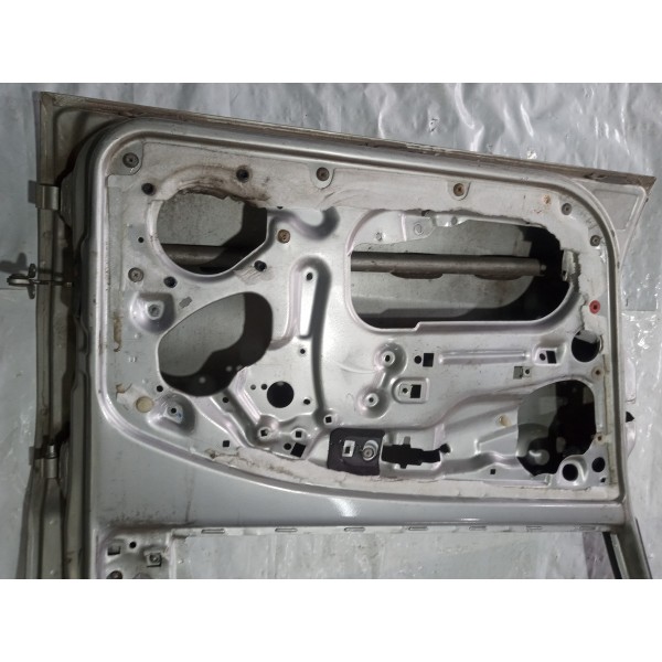 Porta Dianteira Esquerda Fiat Palio Weekend 2006  Dianteira Esquerda Cinza