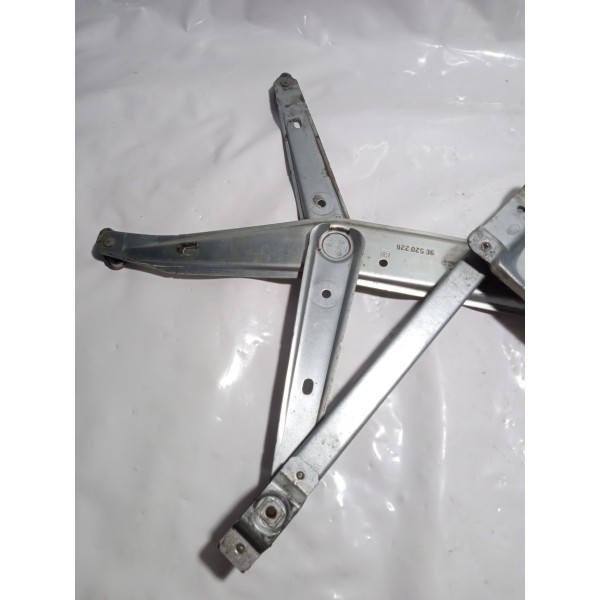 Máquina De Vidro Dianteira Esquerda Gm Vectra 1998