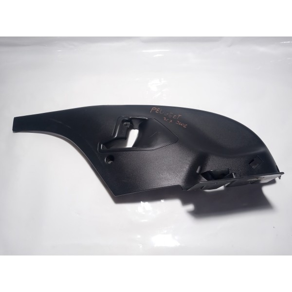 Acabamento Lado Esquerdo Peugeot 307 2006