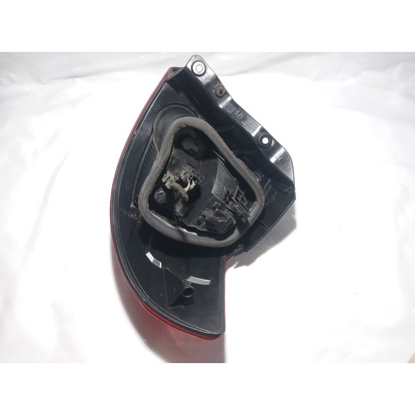 Lanterna Traseira Esquerda Ford Ka 2012 Esquerdo Vermelho