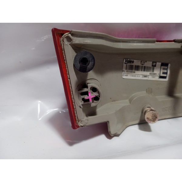 Lanterna Defletor Olho Gato Esquerdo Gm Meriva 2010 Vermelho