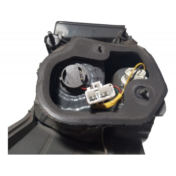 Lanterna Lado Direito Kia Cerato 2010 Direito Vermelho