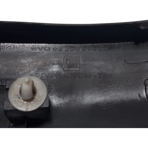 Moldura Parachoque Traseiro Direito Gm Zafira 2004