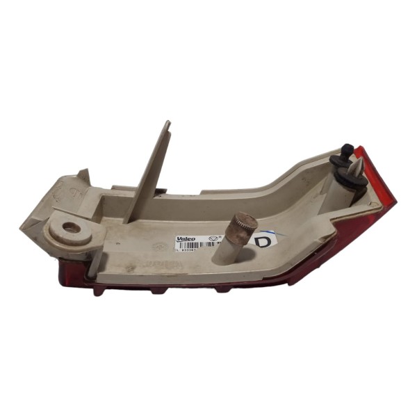 Lanterna Defletor Olho De Gato Lado Direito Gm Meriva 2003