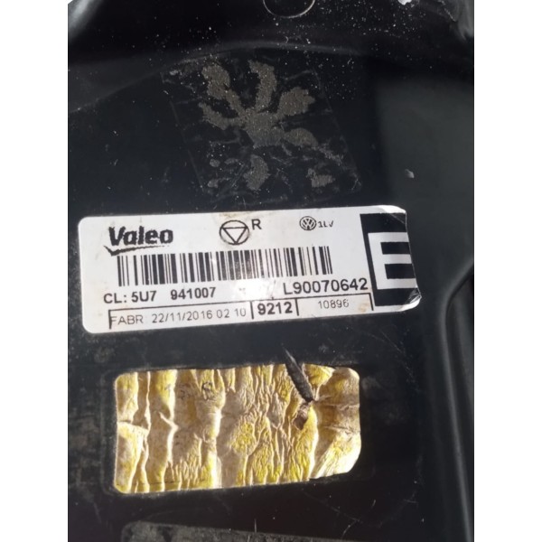 Farol Lado Esquerdo Vw Saveiro G7 2018 Recuperado Esquerdo