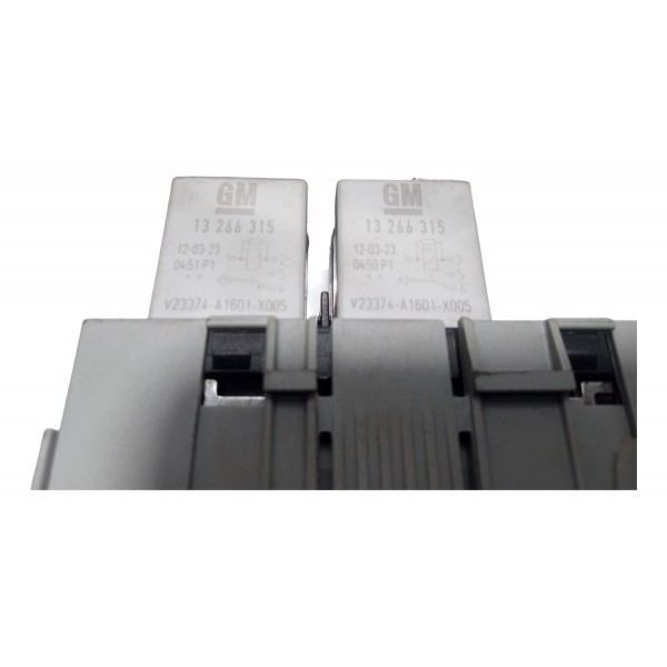 Caixa De Fusível Gm Meriva 2012