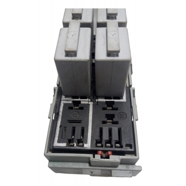 Caixa De Fusível Gm Meriva 2012