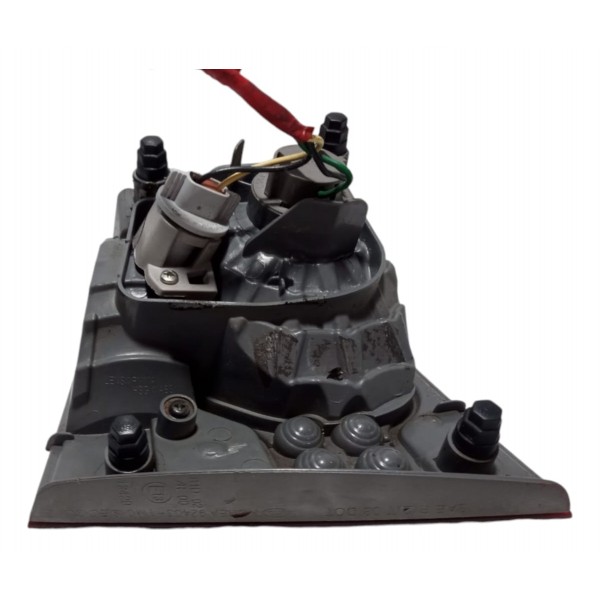 Lanterna Tampa Lado Esquerdo Kia Cerato 2010 Esquerdo/motorista Vermelho