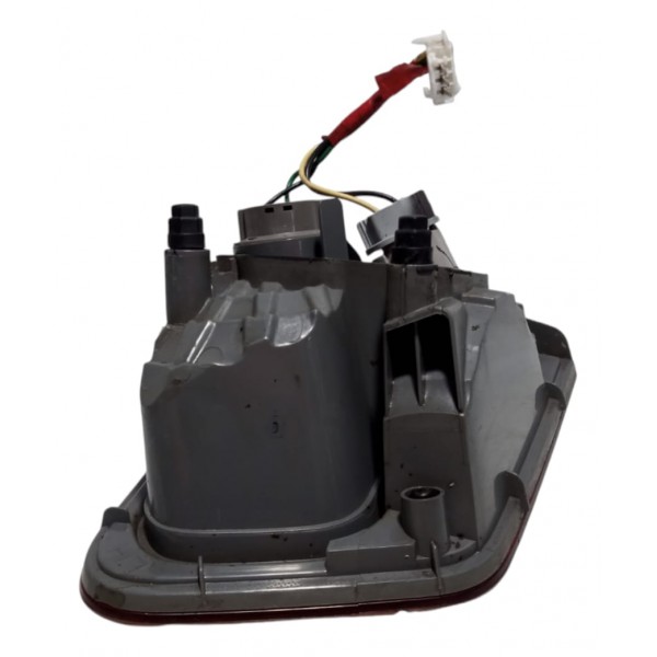 Lanterna Tampa Lado Esquerdo Kia Cerato 2010 Esquerdo/motorista Vermelho