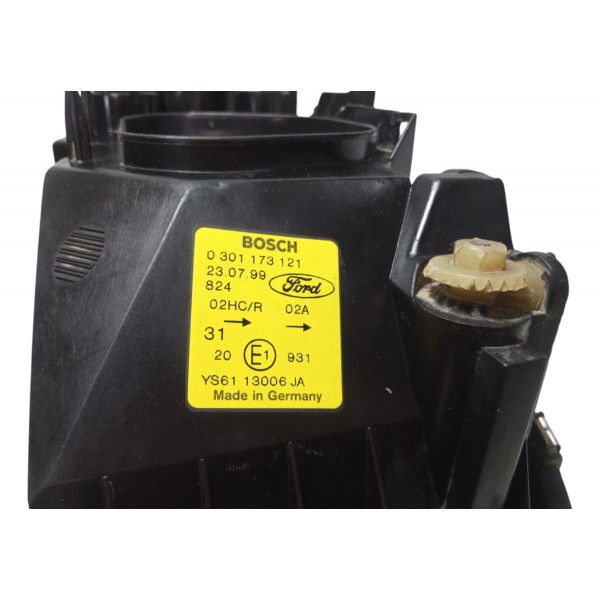 Farol Esquerdo Ford Fiesta Courier 2000 Recuperado Esquerdo