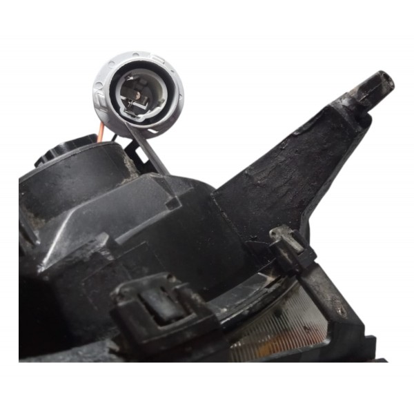 Farol Esquerdo Ford Fiesta Courier 2000 Recuperado Esquerdo