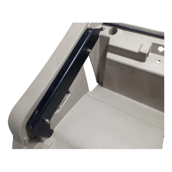 Acabamento Suporte Porta Luvas Gm Trailblazer 2013