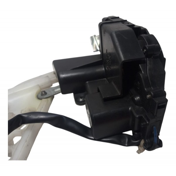 Fechadura Lado Esquerdo Traseiro Kia Cerato 2006