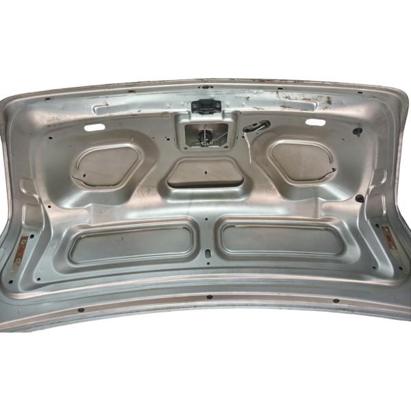 Tampa Traseira Renault Logan 2008 Detalhes Usado Cinza